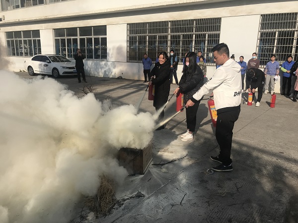 1640065445497732.jpg 滅火1(網(wǎng)站).jpg